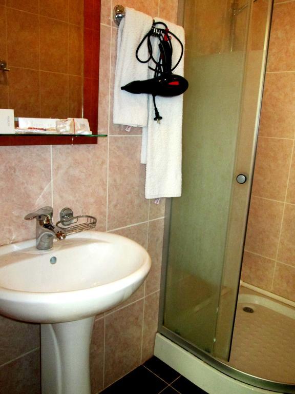 Max Comfort Hotel Kutaisi Rom bilde