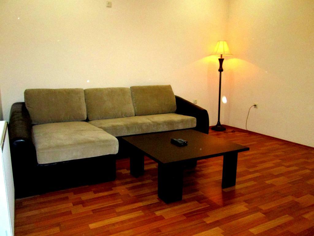 Max Comfort Hotel Kutaisi Eksteriør bilde