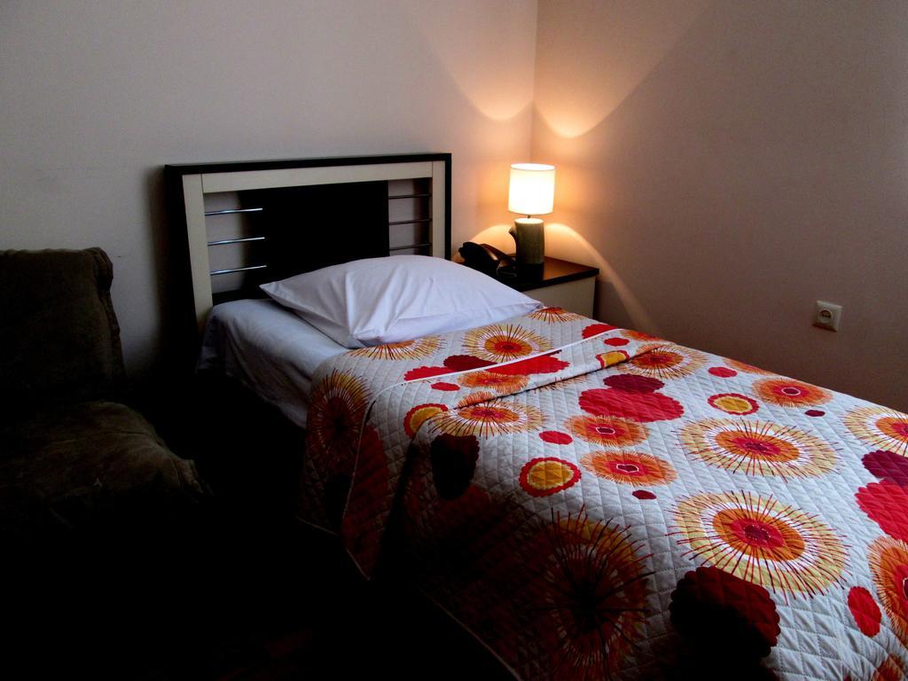 Max Comfort Hotel Kutaisi Rom bilde